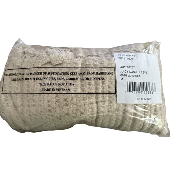 Free People Top Juicy Long Sleeve Size Medium Color  Stone Cold MSRP $88  NWT - Picture 6 of 7